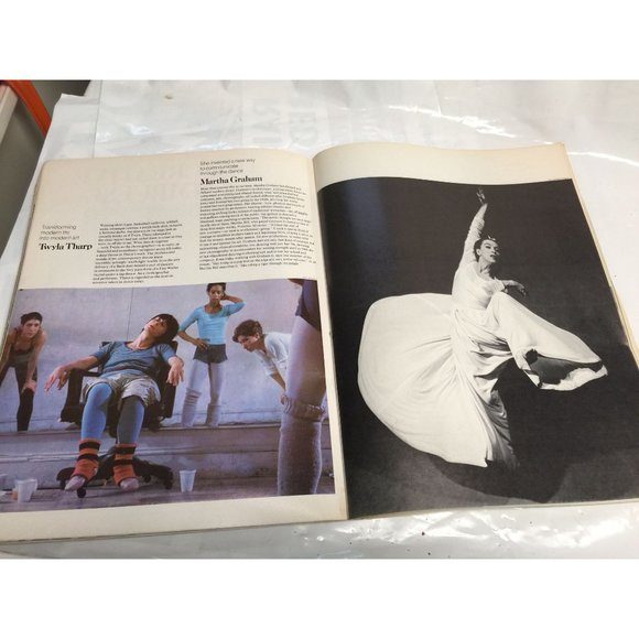 LIFE Magazine Remarkable American Women Special Report 1776-1976 - Picture 6 of 9